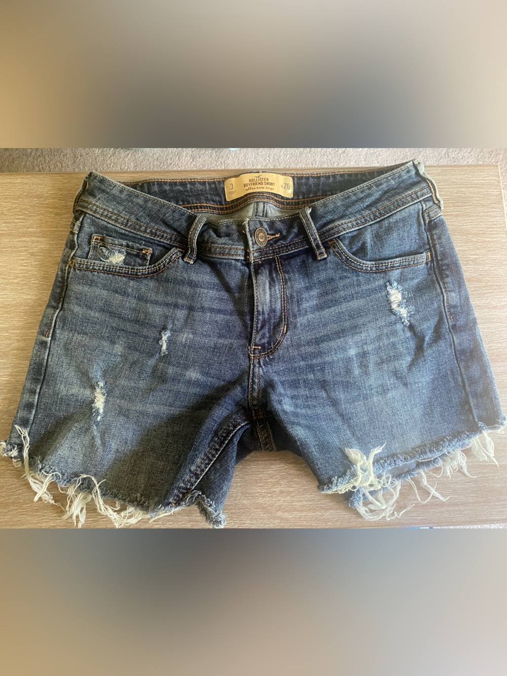 NEW✨HOLLISTER ULTRA LOW RISE DISTRESSED DENIM SHORTS - Picture 2 of 13